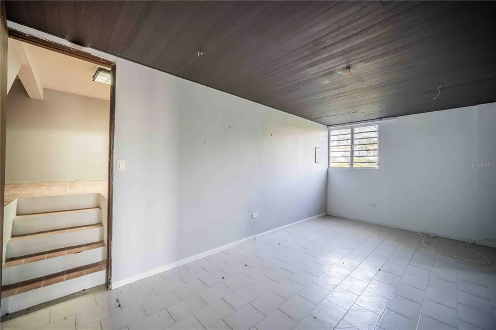 15 PORT ROAD Humacao, PR 00791