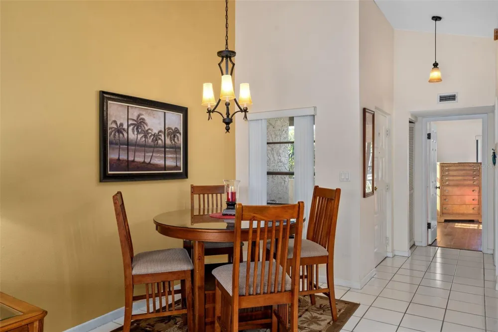 2571 CYPRUS DRIVE #1-201 Palm Harbor, FL 34684