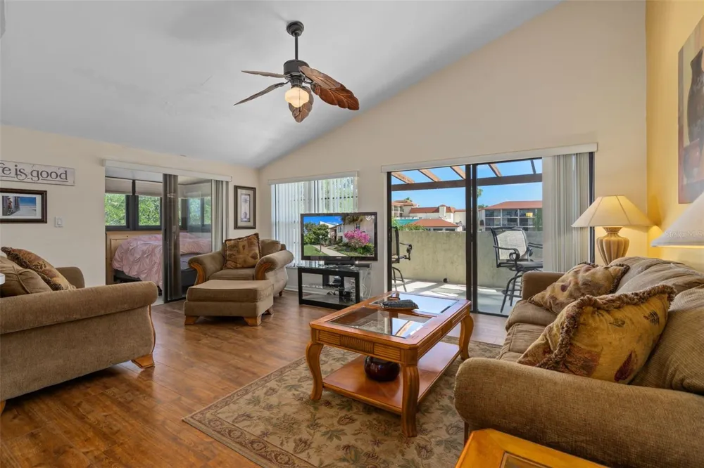 2571 CYPRUS DRIVE #1-201 Palm Harbor, FL 34684