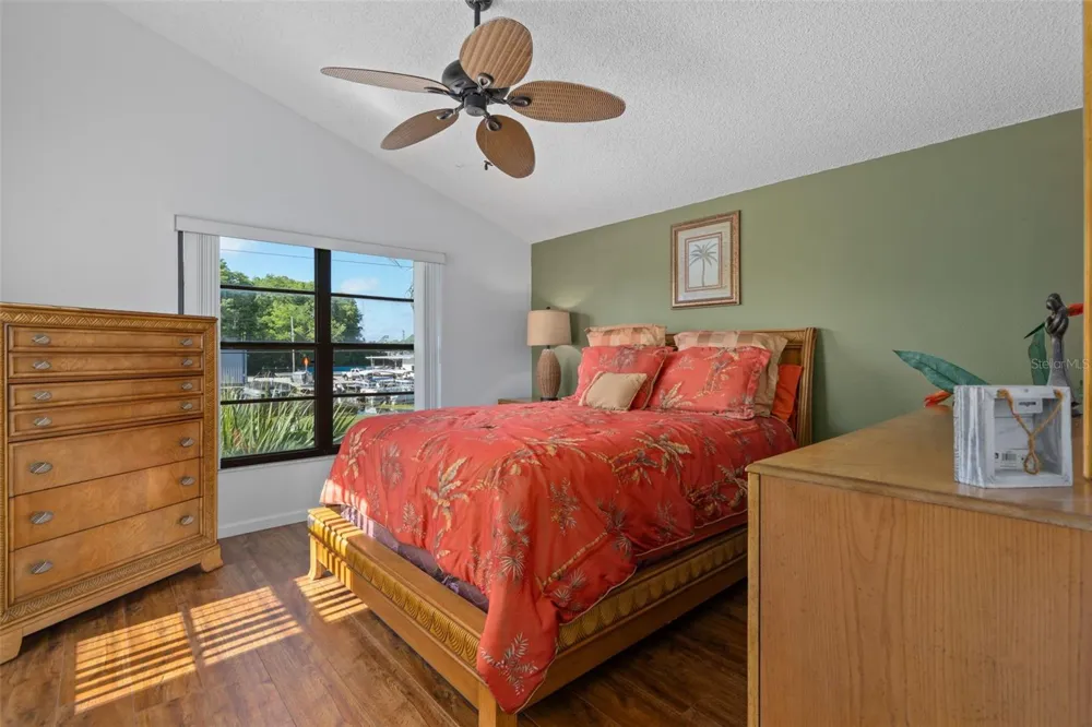 2571 CYPRUS DRIVE #1-201 Palm Harbor, FL 34684