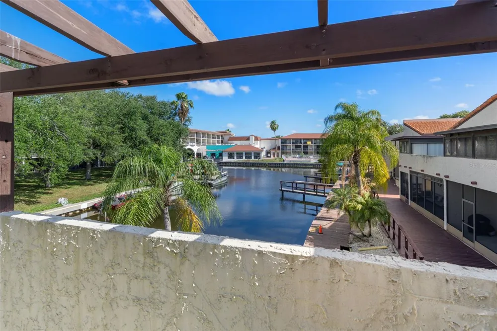 2571 CYPRUS DRIVE #1-201 Palm Harbor, FL 34684