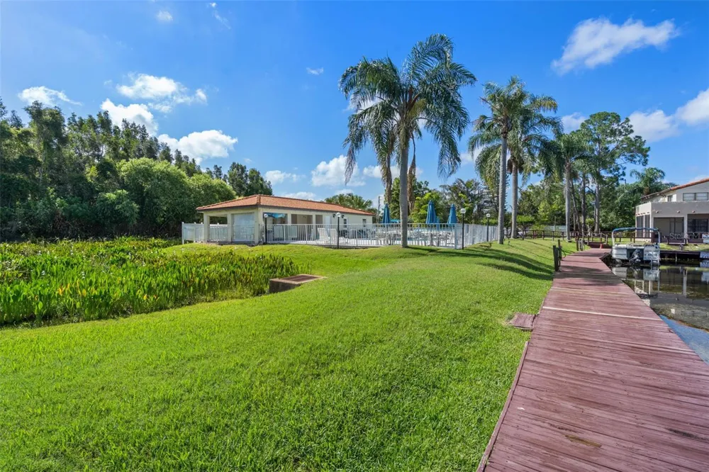 2571 CYPRUS DRIVE #1-201 Palm Harbor, FL 34684