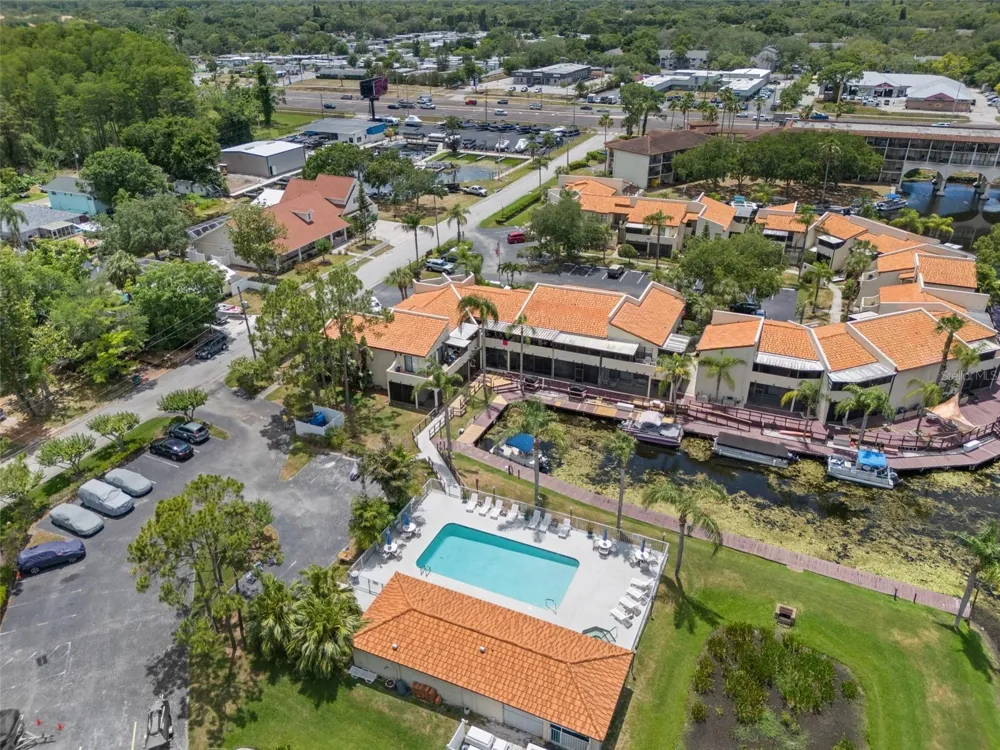 2571 CYPRUS DRIVE #1-201 Palm Harbor, FL 34684