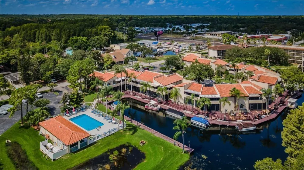 2571 CYPRUS DRIVE #1-201 Palm Harbor, FL 34684