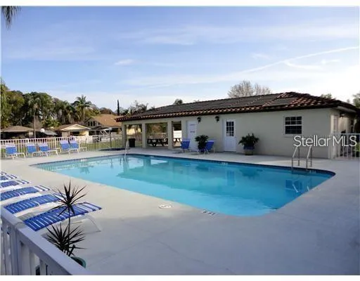 2571 CYPRUS DRIVE #1-201 Palm Harbor, FL 34684