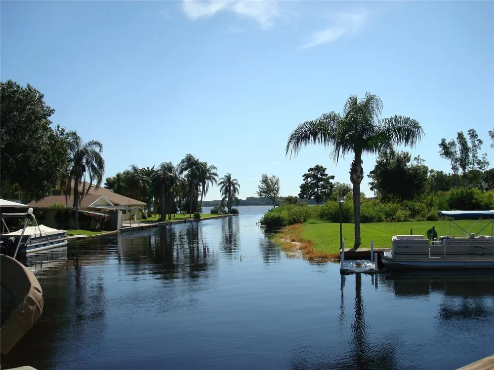 2571 CYPRUS DRIVE #1-201 Palm Harbor, FL 34684
