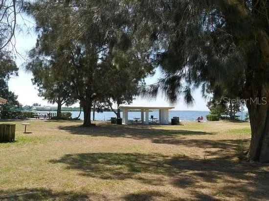 2571 CYPRUS DRIVE #1-201 Palm Harbor, FL 34684