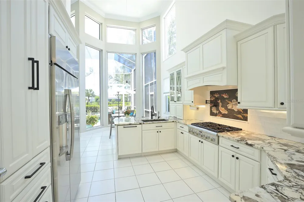 3527 FAIR OAKS LANE Longboat Key, FL 34228