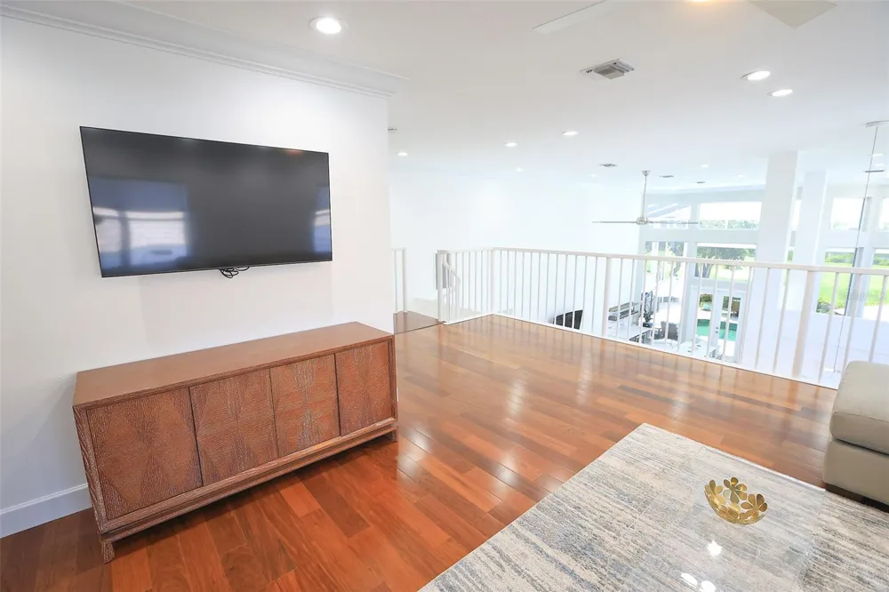 3527 FAIR OAKS LANE Longboat Key, FL 34228