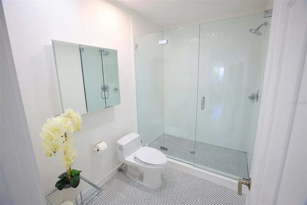 3527 FAIR OAKS LANE Longboat Key, FL 34228