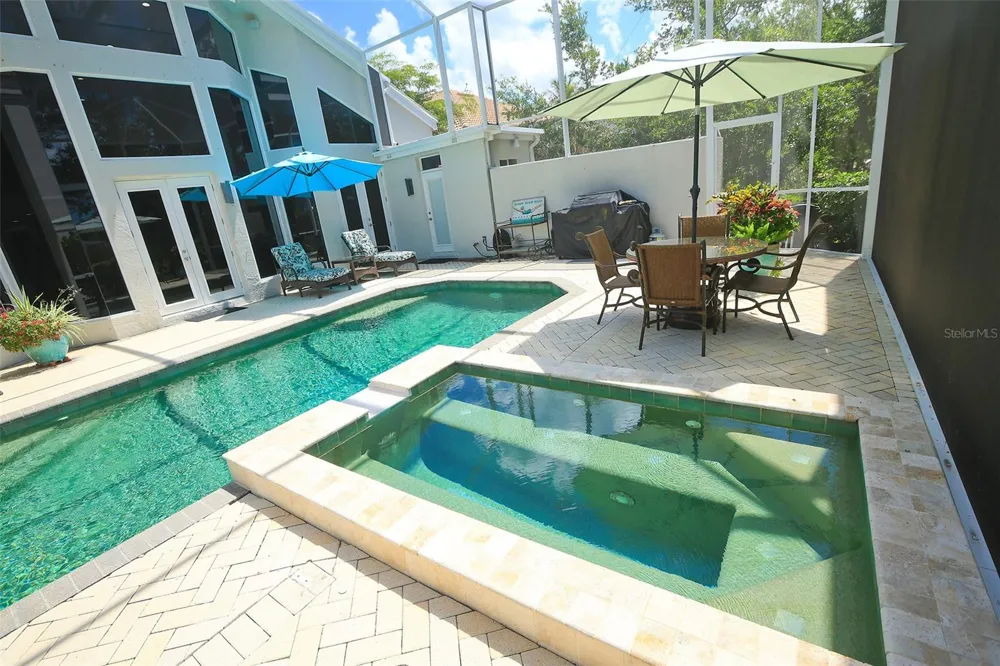 3527 FAIR OAKS LANE Longboat Key, FL 34228