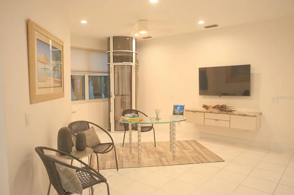 3527 FAIR OAKS LANE Longboat Key, FL 34228