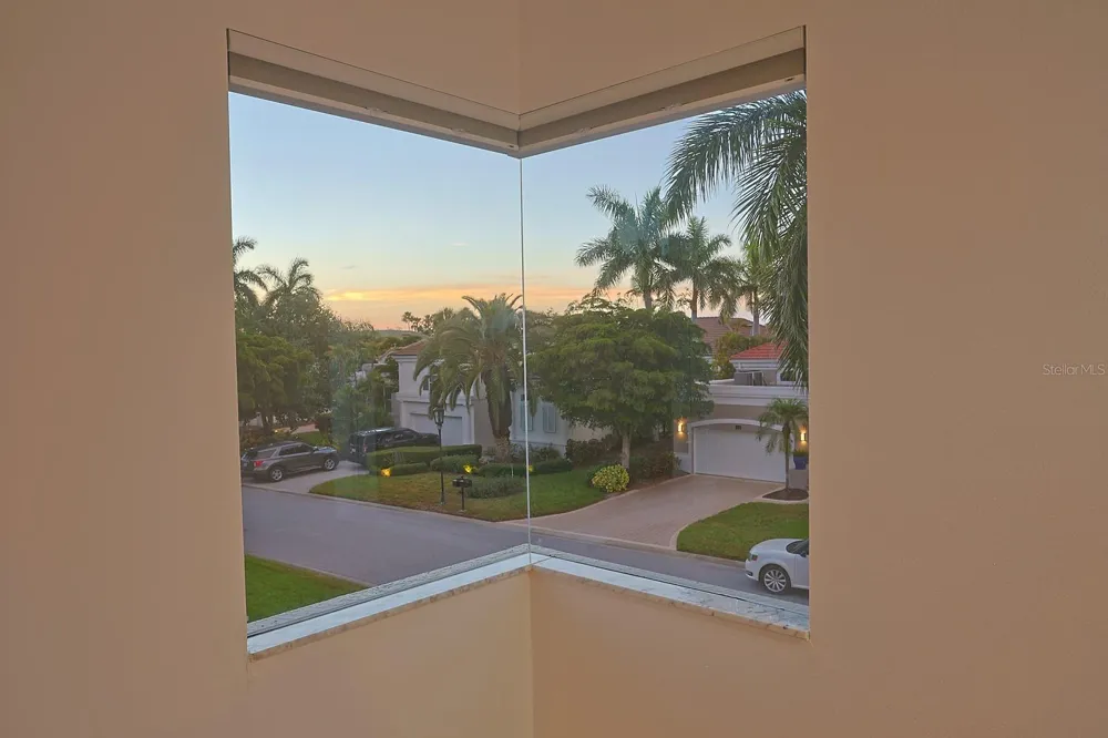 3527 FAIR OAKS LANE Longboat Key, FL 34228
