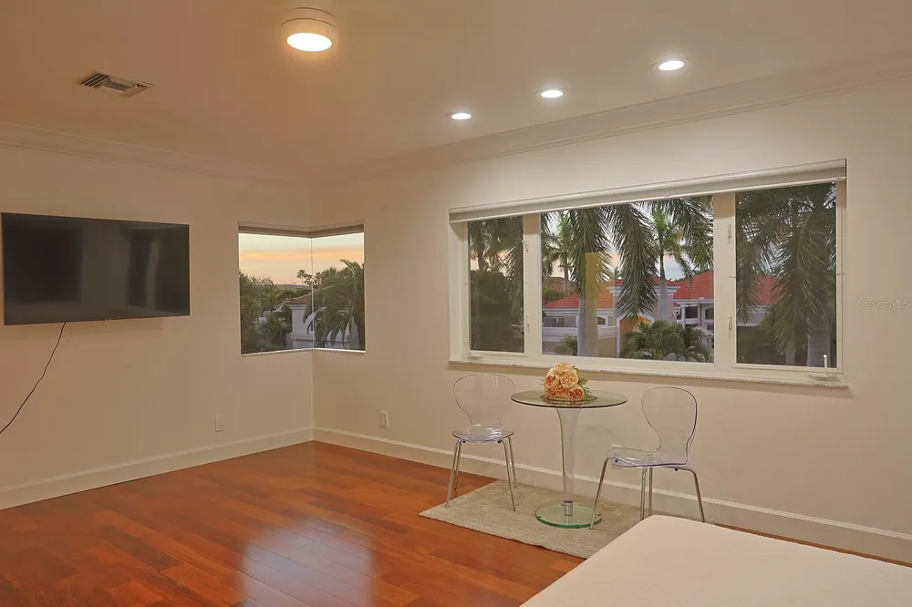 3527 FAIR OAKS LANE Longboat Key, FL 34228