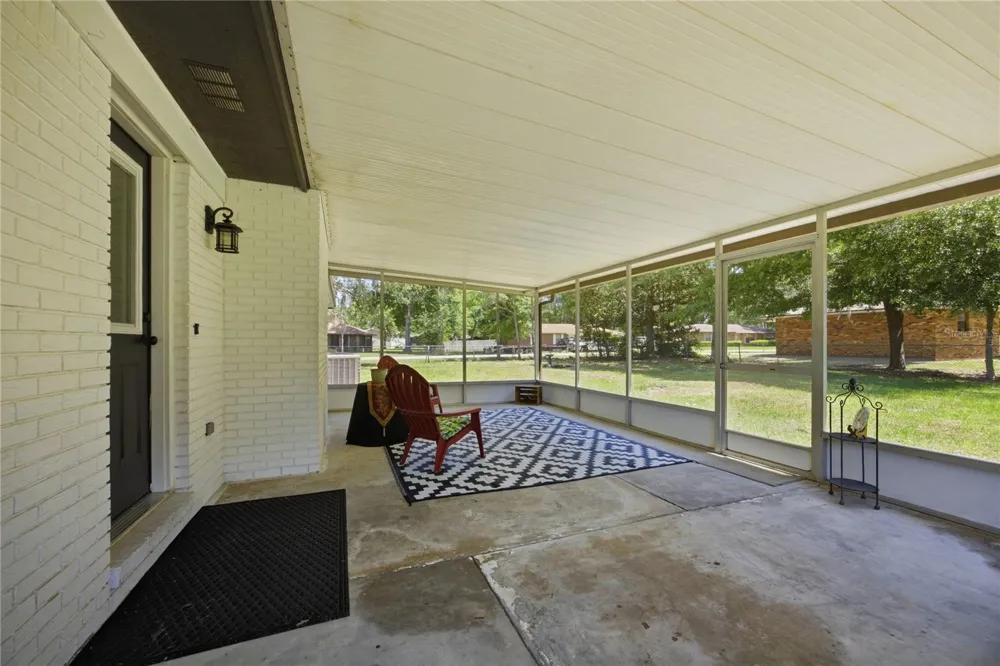 926 WOODLAWN STREET Starke, FL 32091