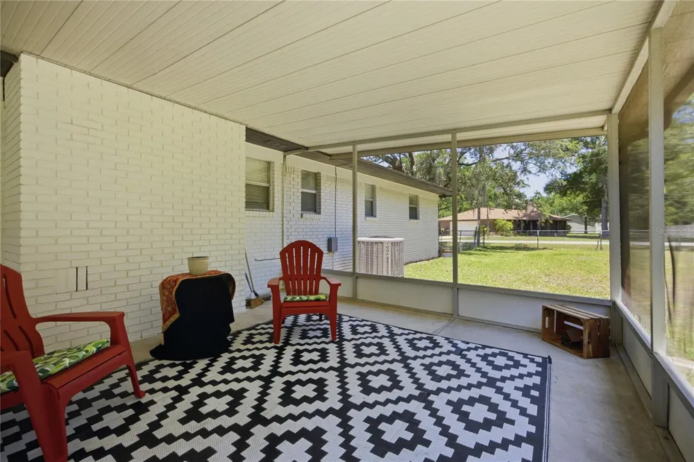 926 WOODLAWN STREET Starke, FL 32091