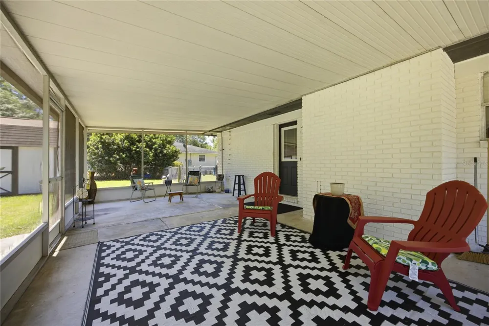 926 WOODLAWN STREET Starke, FL 32091
