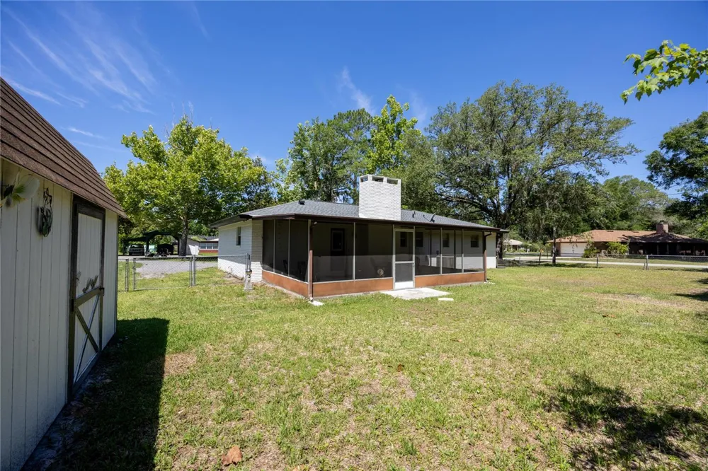 926 WOODLAWN STREET Starke, FL 32091