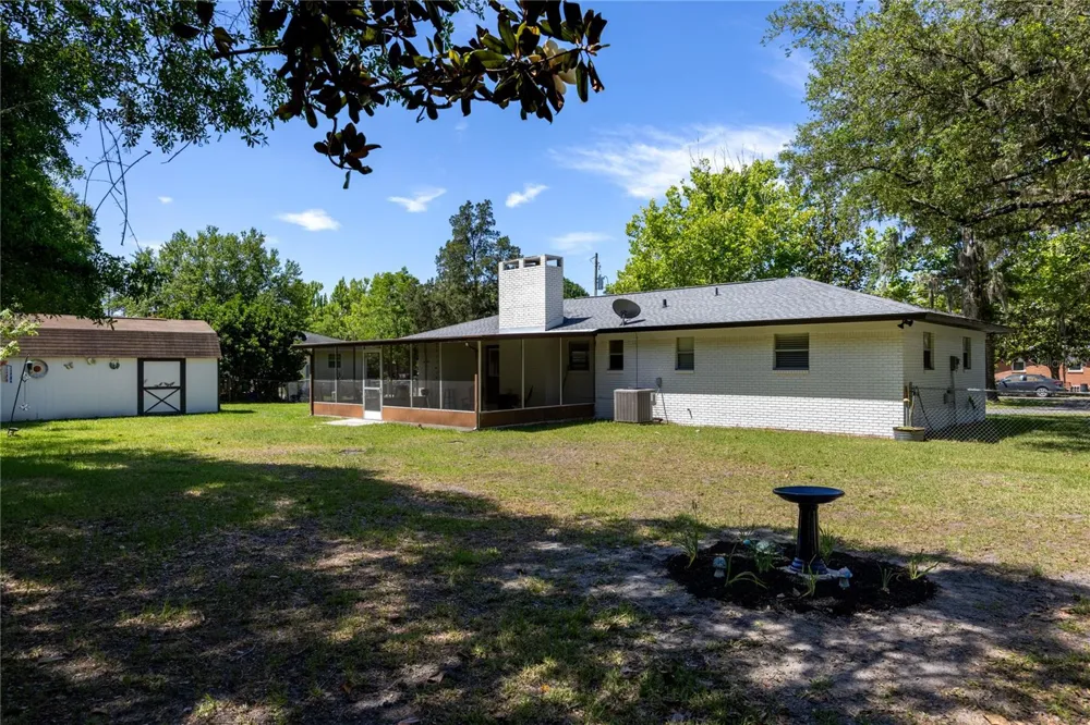 926 WOODLAWN STREET Starke, FL 32091