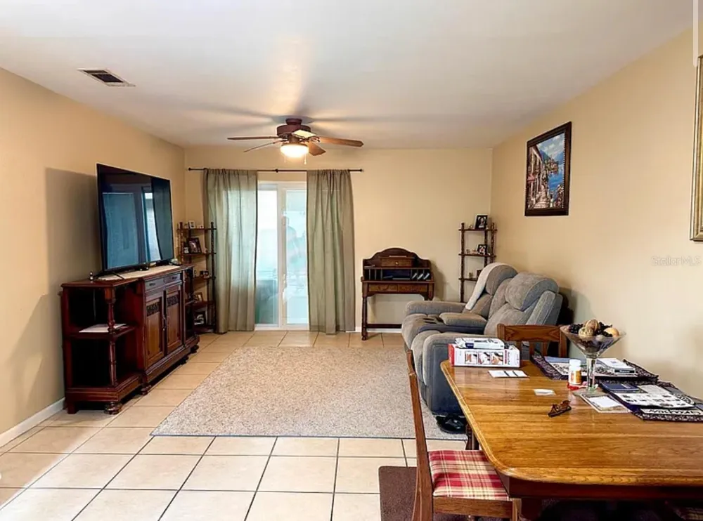 712 E ARIZONA AVENUE #A Deland, FL 32724