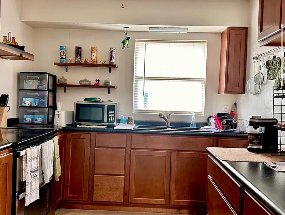 712 E ARIZONA AVENUE #A Deland, FL 32724