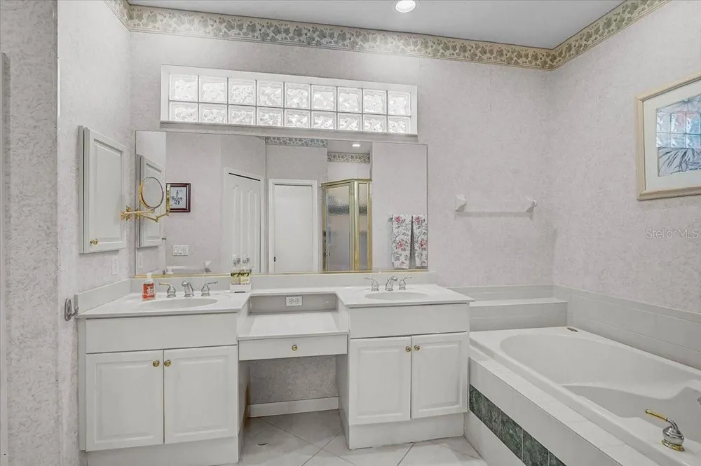 103 BISHOPS COURT ROAD Osprey, FL 34229