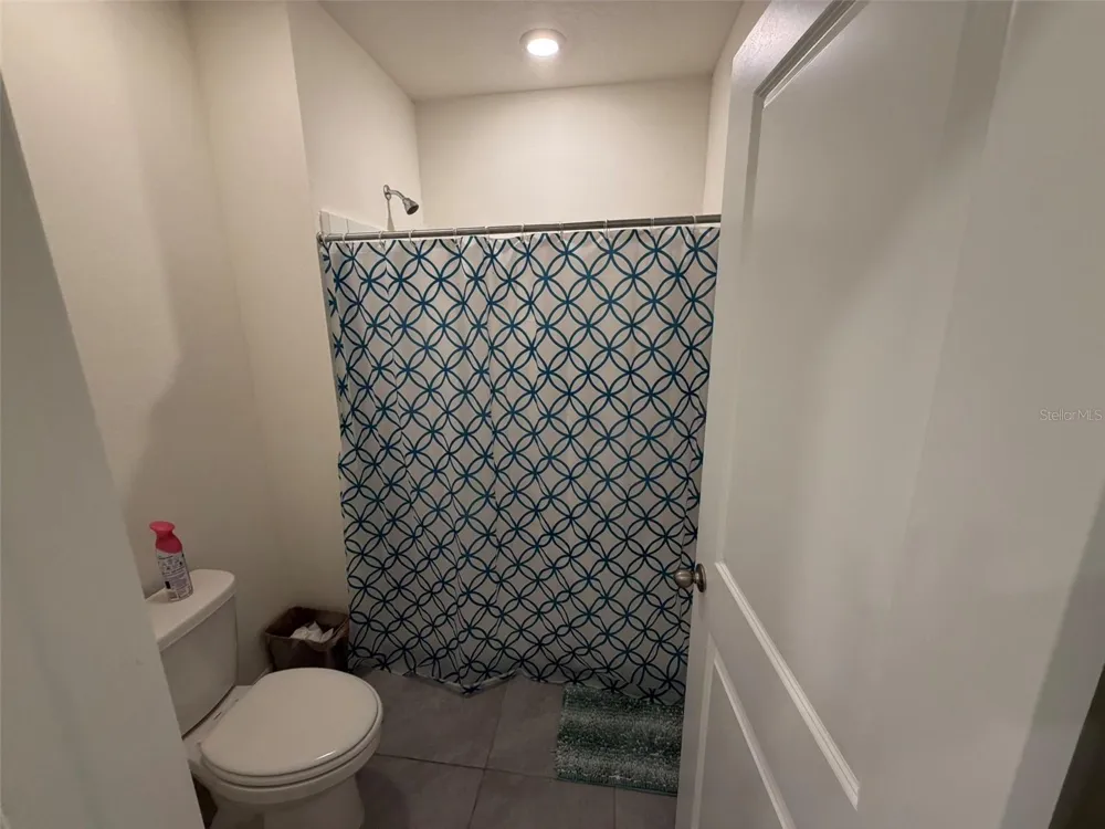 8860 MILESTONE DRIVE Sarasota, FL 34238