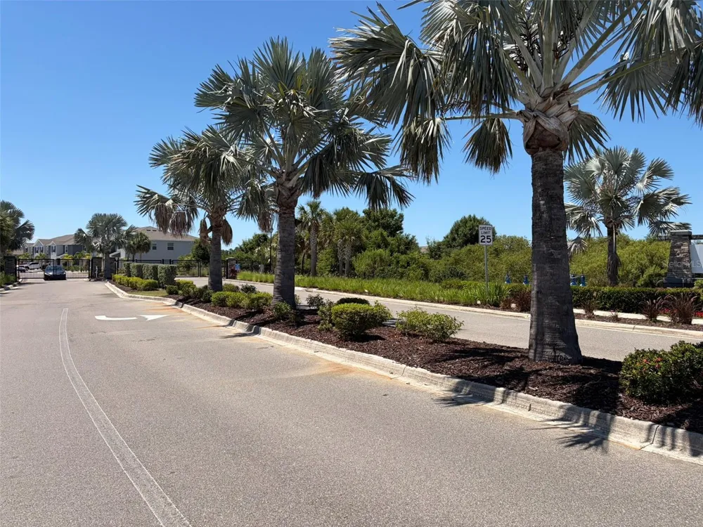 8860 MILESTONE DRIVE Sarasota, FL 34238
