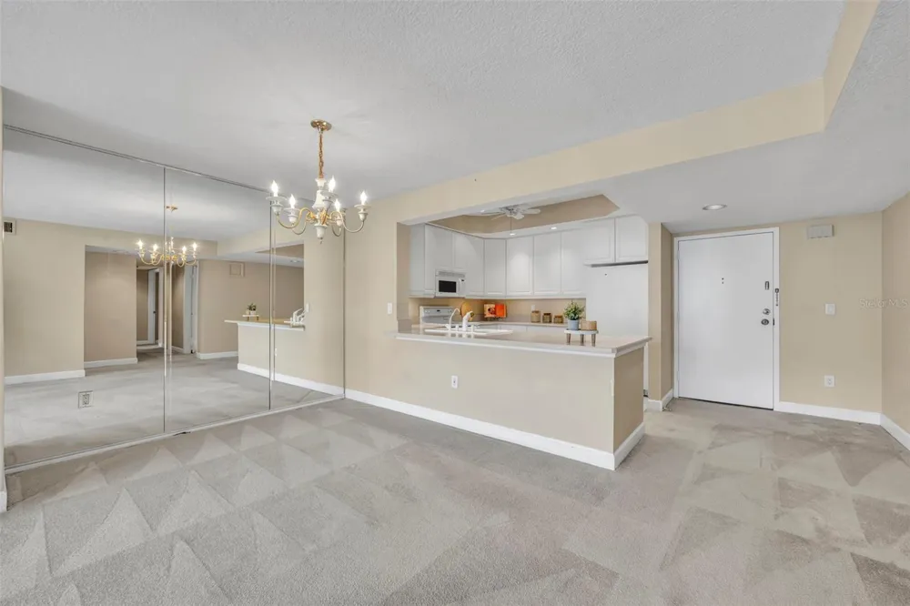 300 CAROLINA AVENUE #402C Winter Park, FL 32789