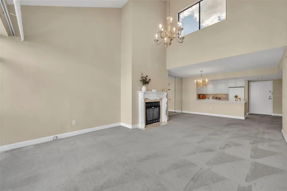 300 CAROLINA AVENUE #402C Winter Park, FL 32789