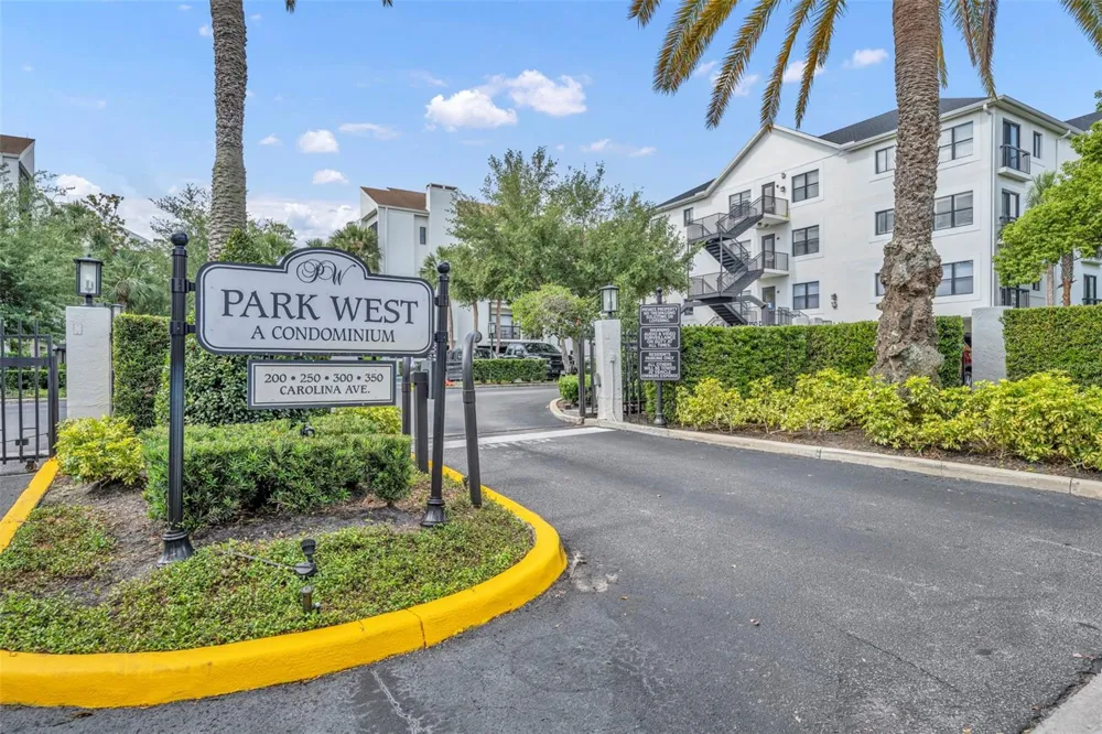 300 CAROLINA AVENUE #402C Winter Park, FL 32789