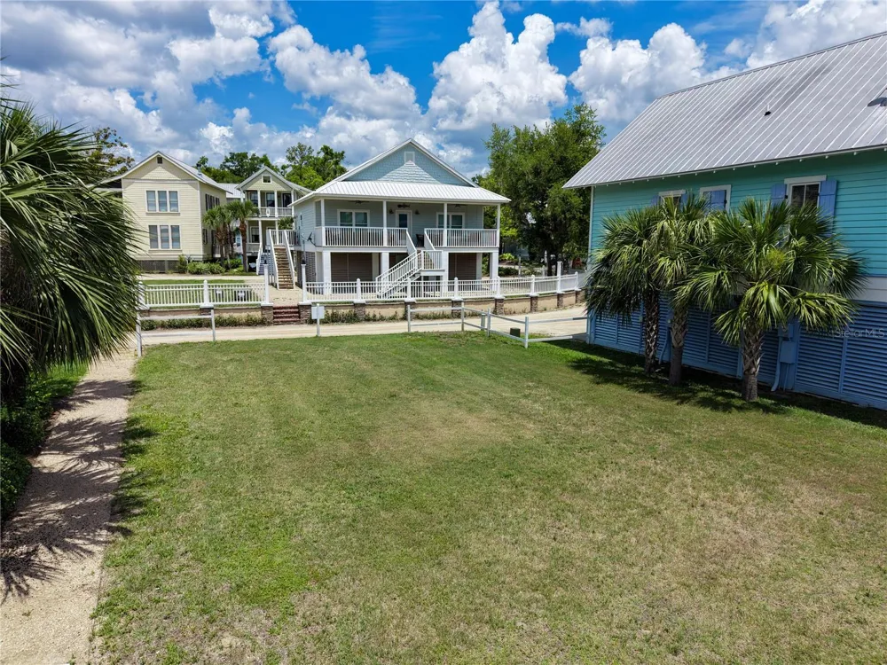 140 RYLAND CIRCLE Steinhatchee, FL 32359