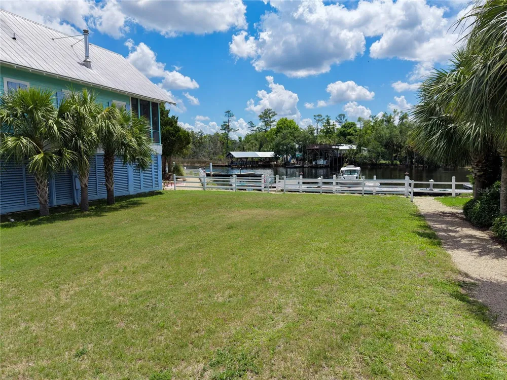 140 RYLAND CIRCLE Steinhatchee, FL 32359