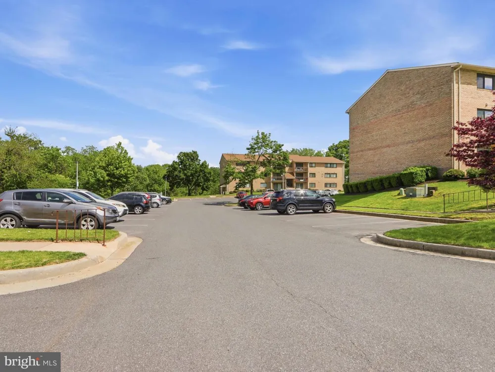 3 SUMMIT HILL CT #C3 Baltimore, MD 21228