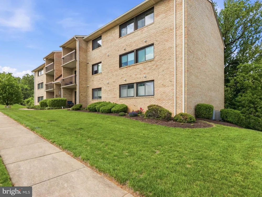 3 SUMMIT HILL CT #C3 Baltimore, MD 21228
