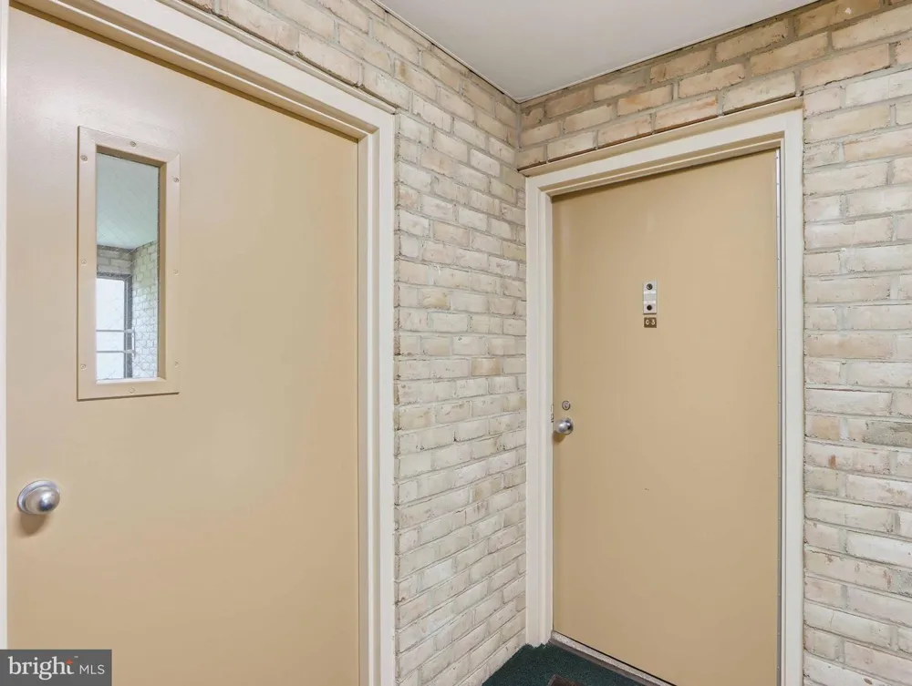 3 SUMMIT HILL CT #C3 Baltimore, MD 21228