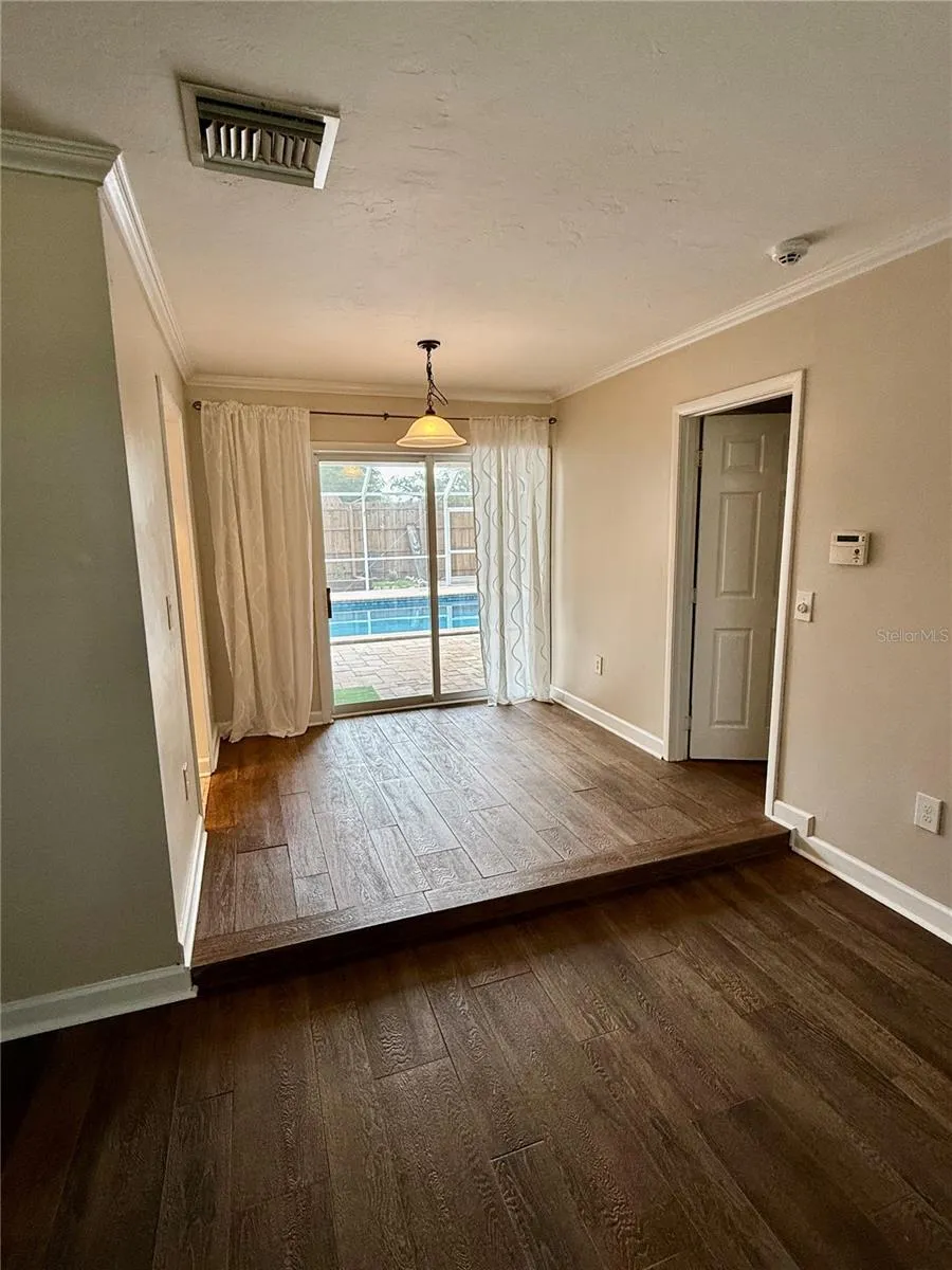 2729 NODOSA DRIVE Sarasota, FL 34232