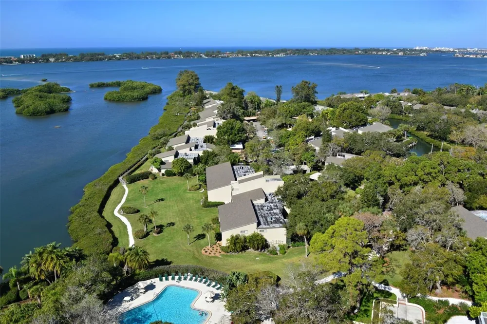1503 CLOWER CREEK DRIVE #HA262 Sarasota, FL 34231