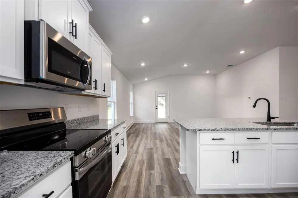 25039 SW 250TH PLACE Newberry, FL 32669