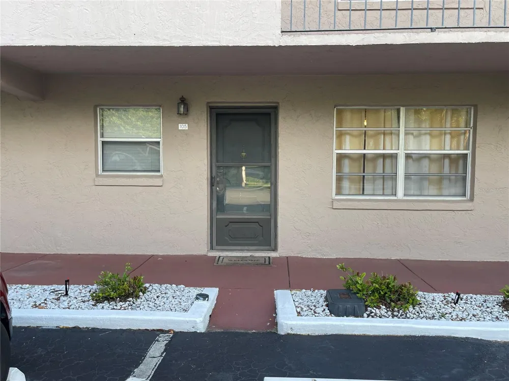 150 EL DORADO #105 Winter Haven, FL 33884