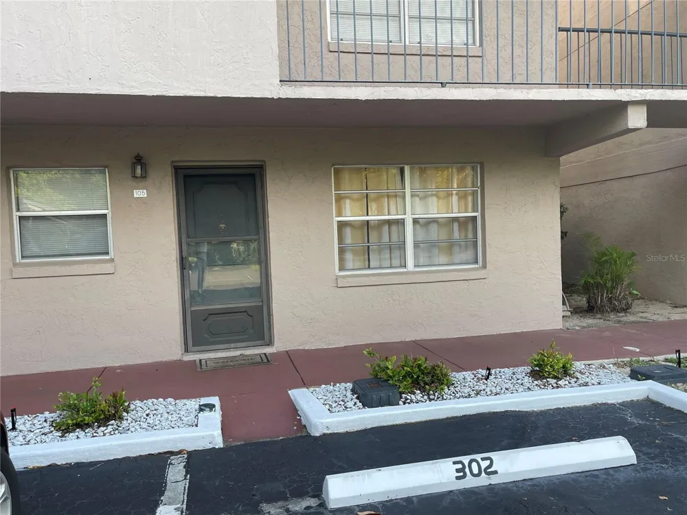150 EL DORADO #105 Winter Haven, FL 33884