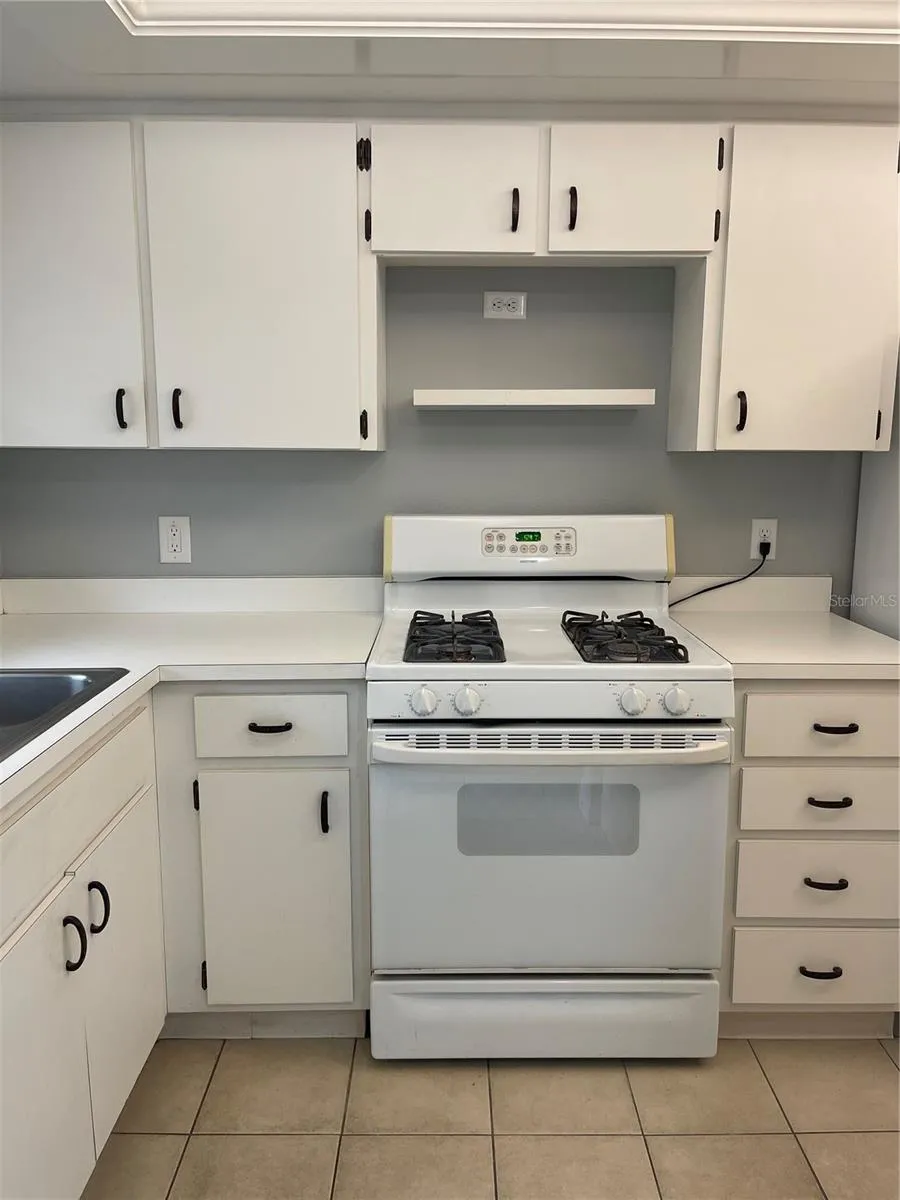 150 EL DORADO #105 Winter Haven, FL 33884