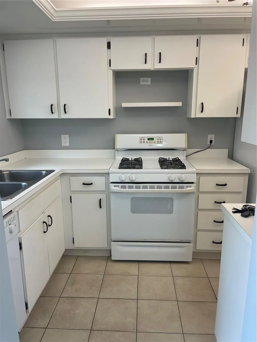 150 EL DORADO #105 Winter Haven, FL 33884