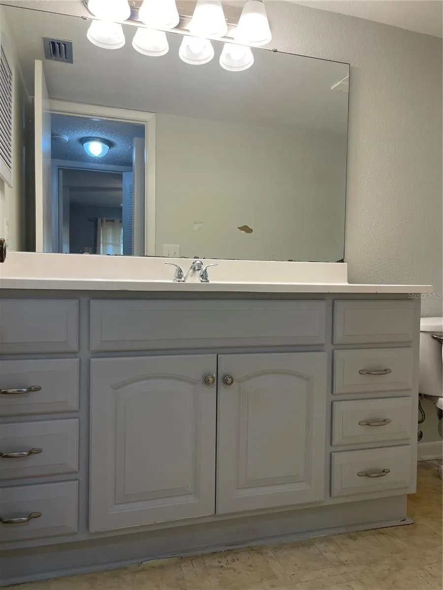150 EL DORADO #105 Winter Haven, FL 33884