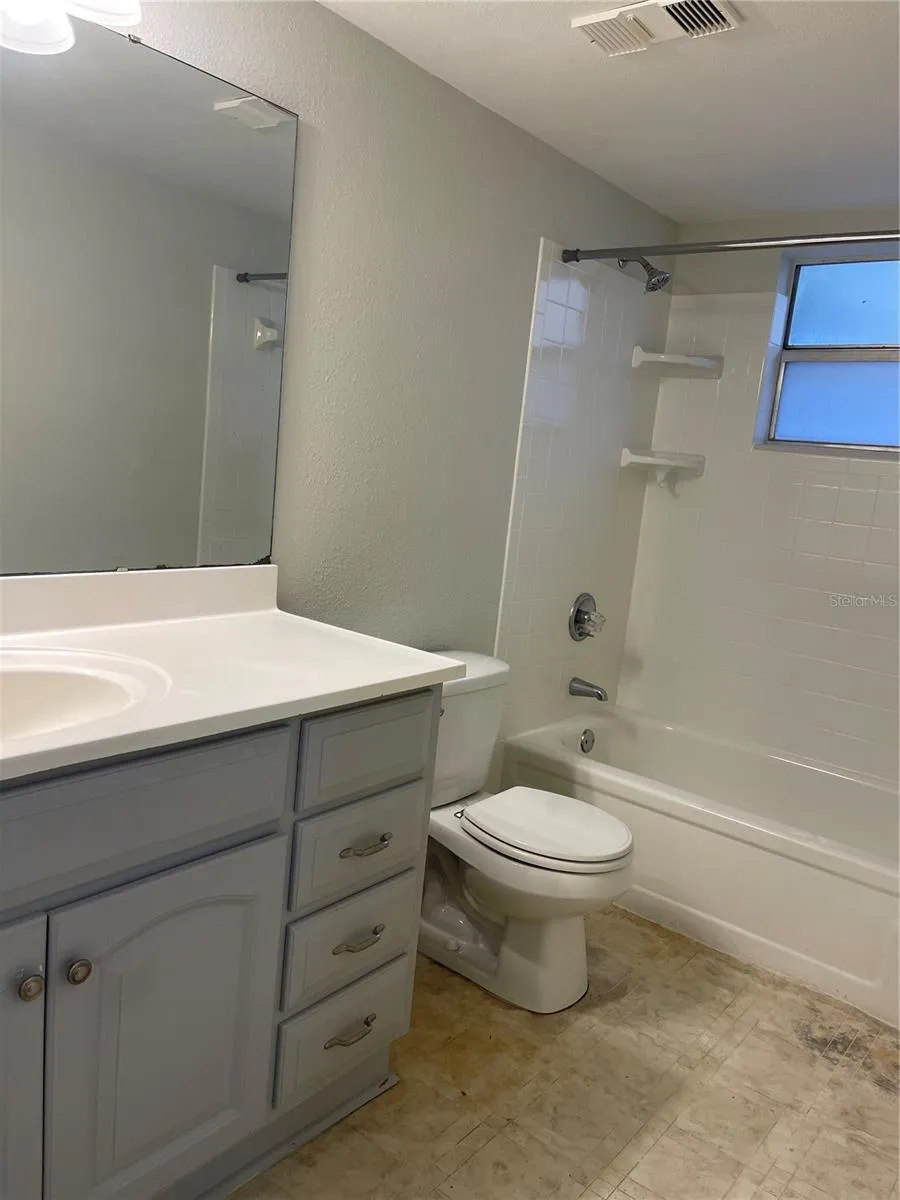 150 EL DORADO #105 Winter Haven, FL 33884