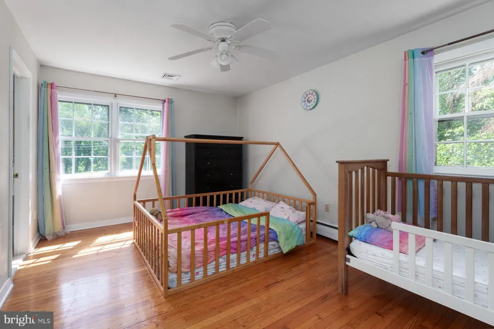4 MANOR AVENUE Princeton, NJ 08540