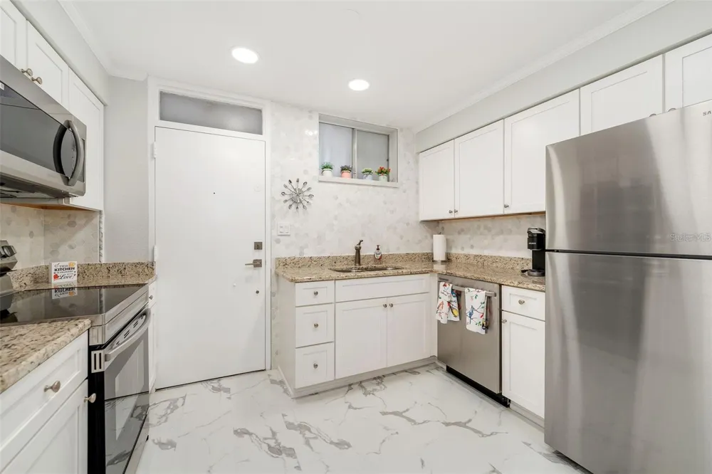 700 MELROSE AVENUE #J24 Winter Park, FL 32789