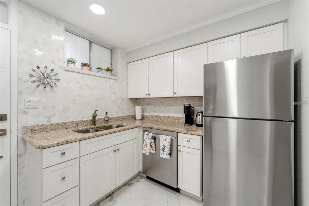 700 MELROSE AVENUE #J24 Winter Park, FL 32789