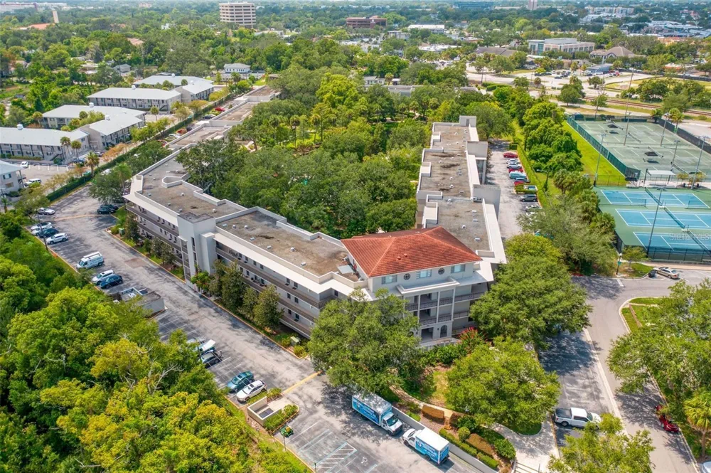 700 MELROSE AVENUE #J24 Winter Park, FL 32789