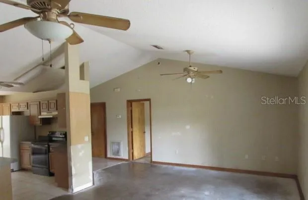824 BERRYHILL CIRCLE Fruitland Park, FL 34731